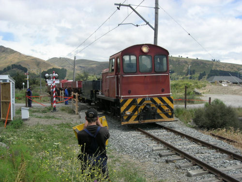 Truscotts Rd Level Crossing